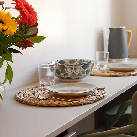 Maison Petrolini - Maggiore Estate By Ginin * كانوبيو